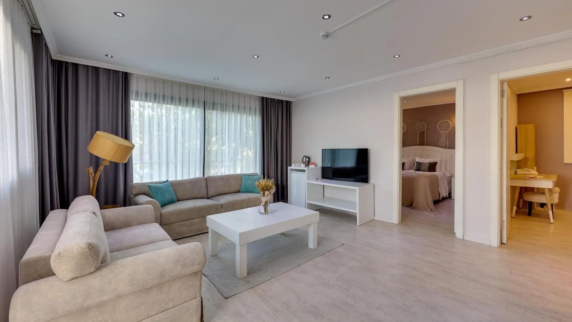Enki Suess Alaçatı Hotel